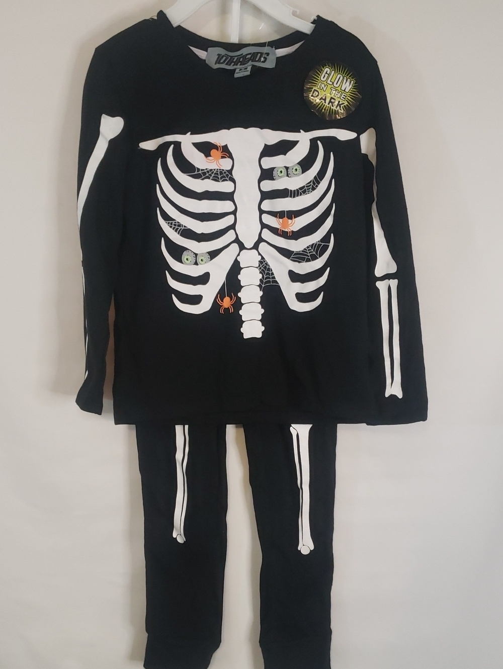 10 Threads Glow in the Dark Skeleton Black Pajamas